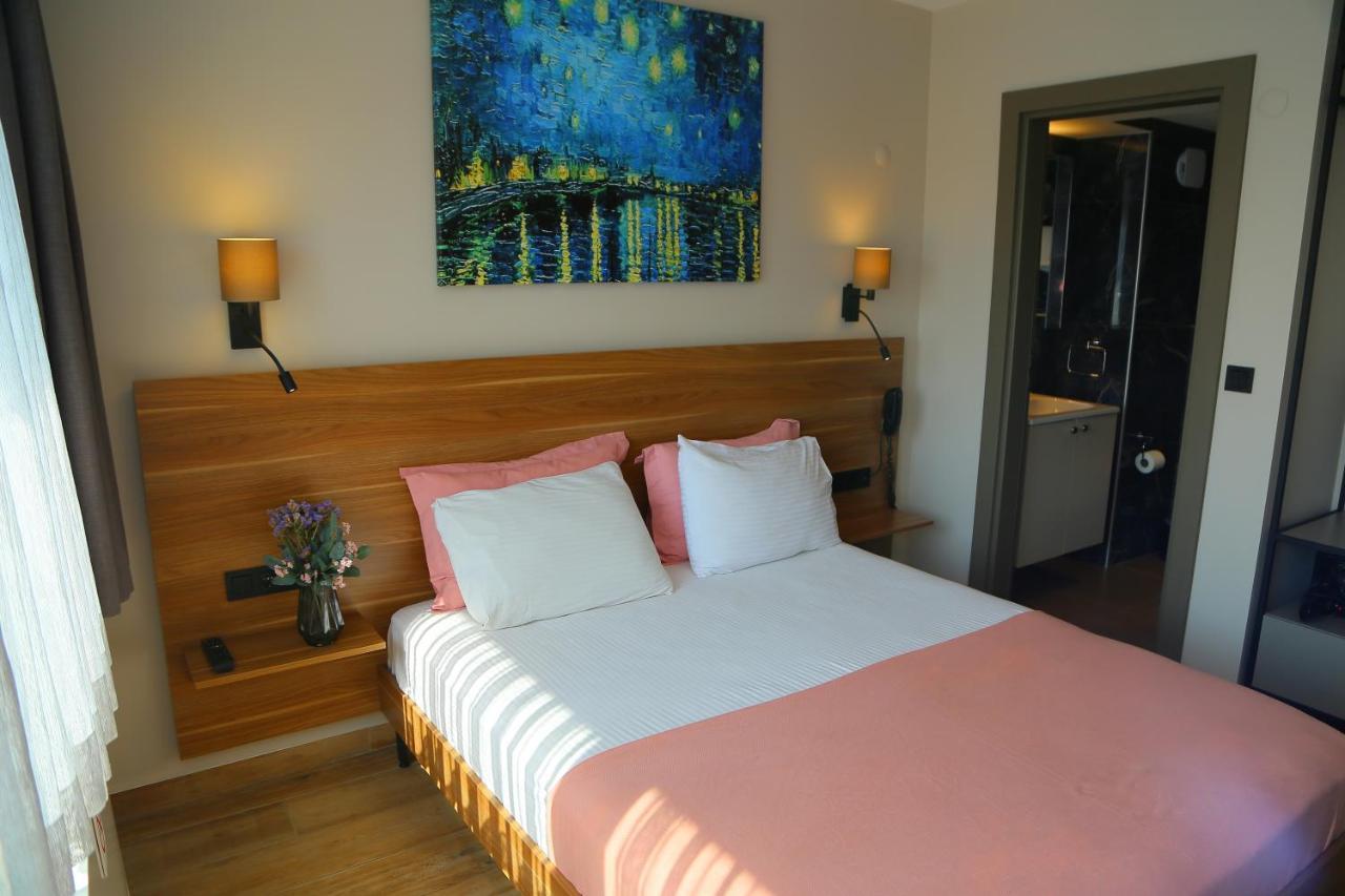 Otel şenyıldız İzmir