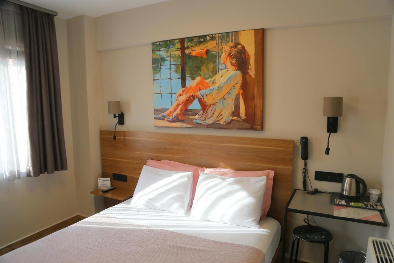 Otel şenyıldız İzmir