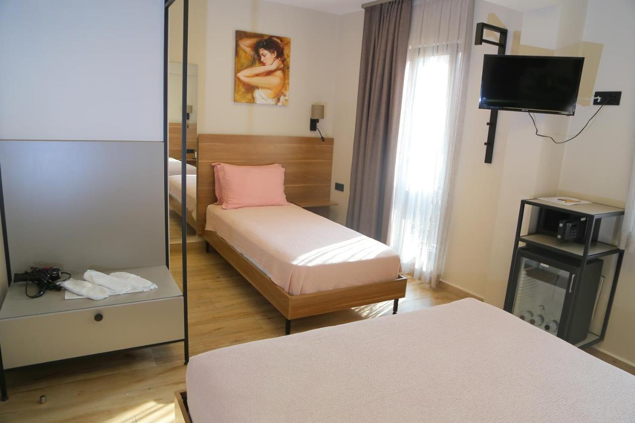 Otel şenyıldız