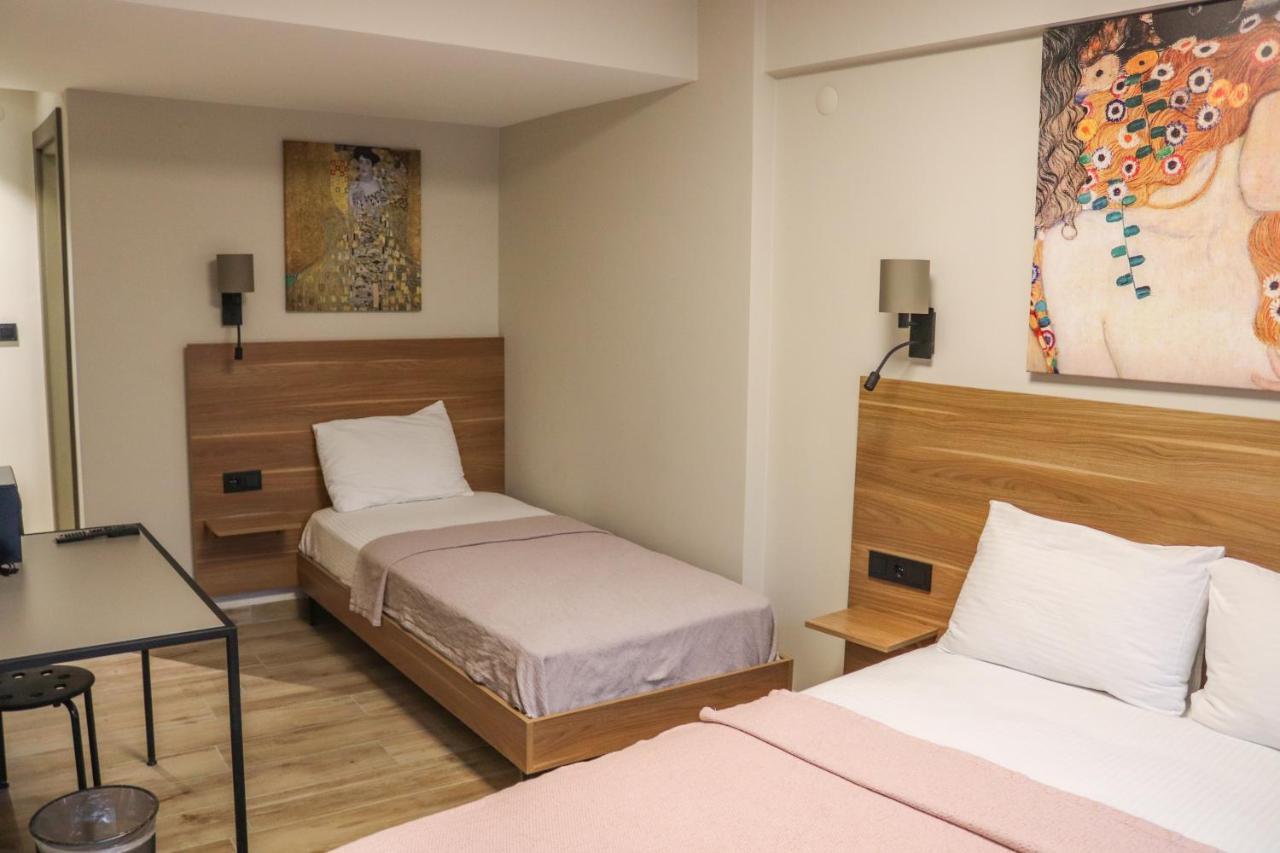 Otel şenyıldız