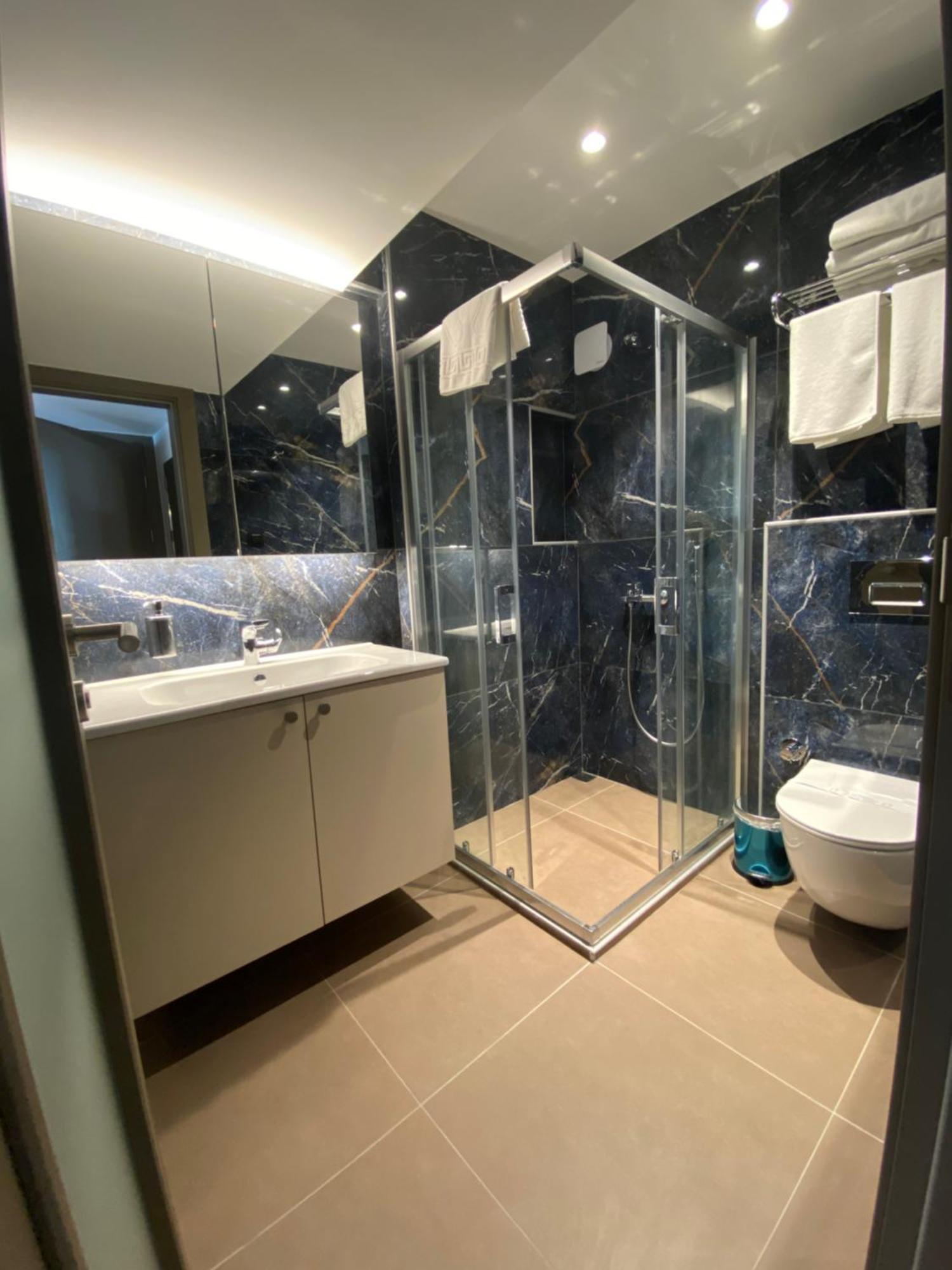Otel şenyıldız 3*